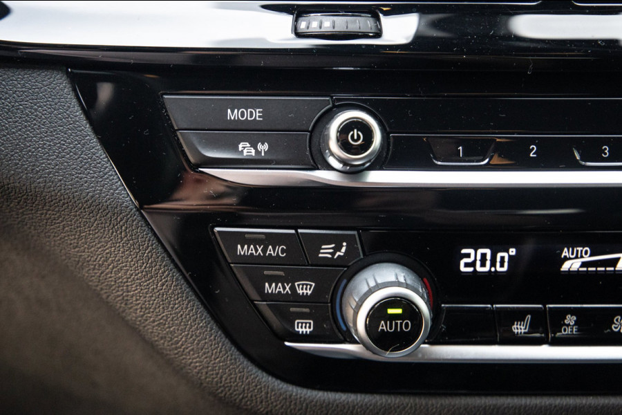 BMW 5 Serie Touring 530e M Sport / Apple Carplay / LED / PHEV / Trekhaak / Stoel Verwarming