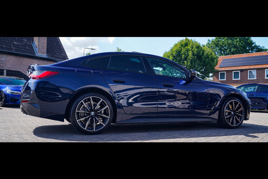 BMW 4 Serie Gran Coupé 430i High Executive | Tanzanit Blau | Schuif/kanteldak | Harman/Kardon | Dealer onderhouden | Luxe Leder |