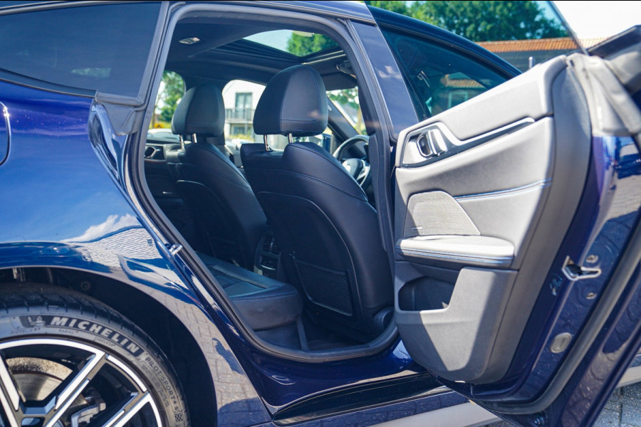 BMW 4 Serie Gran Coupé 430i High Executive | Tanzanit Blau | Schuif/kanteldak | Harman/Kardon | Dealer onderhouden | Luxe Leder |