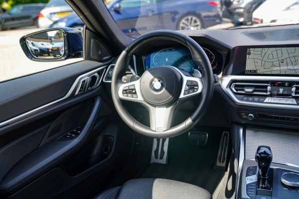 BMW 4 Serie Gran Coupé 430i High Executive | Tanzanit Blau | Schuif/kanteldak | Harman/Kardon | Dealer onderhouden | Luxe Leder |