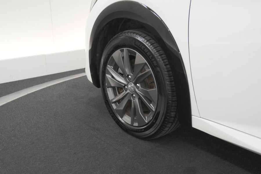Peugeot e-208 EV Active Pack 50 kWh | SOH 91,3% | 11 KW LADER | IJSKOUDE Climate Control | Parkeersensoren | Apple Carplay