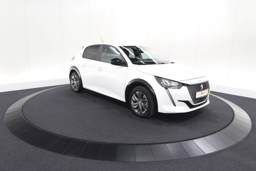Peugeot e-208 EV Active Pack 50 kWh | SOH 91,3% | 11 KW LADER | IJSKOUDE Climate Control | Parkeersensoren | Apple Carplay
