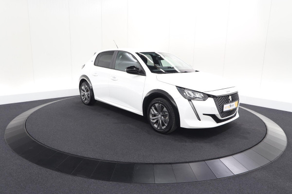 Peugeot e-208 EV Active Pack 50 kWh | SOH 91,3% | 11 KW LADER | IJSKOUDE Climate Control | Parkeersensoren | Apple Carplay