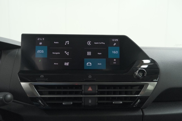 Citroën C4 Puretech 130 Feel | Trekhaak | Camera | Allseason Banden | Climate Control | Parkeersensoren