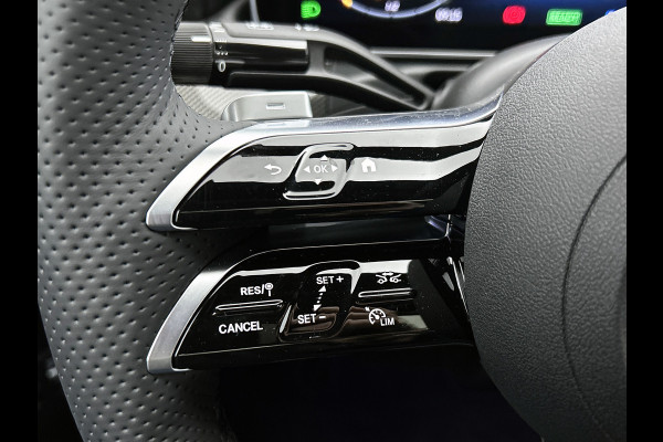 Mercedes-Benz C-Klasse 300 e Business Solution AMG | Nightpakket | GUARD 360° Plus | Burmester® 3D surround sound | Trekhaak | Middenconsole metaalstructuur | Panoramaschuifdak | 360° camera | Diamond grill |