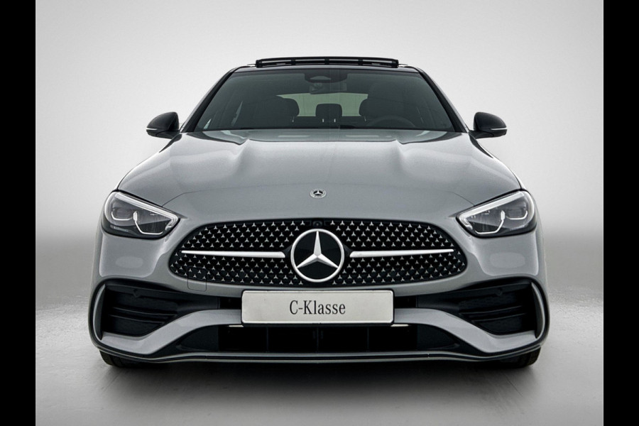 Mercedes-Benz C-Klasse 300 e Business Solution AMG | Nightpakket | GUARD 360° Plus | Burmester® 3D surround sound | Trekhaak | Middenconsole metaalstructuur | Panoramaschuifdak | 360° camera | Diamond grill |