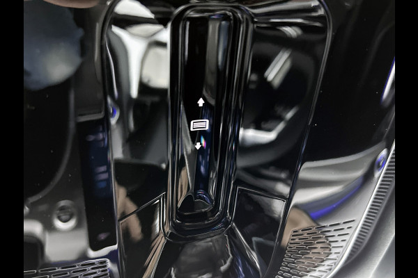 Mercedes-Benz C-Klasse 300 e Business Solution AMG | Nightpakket | GUARD 360° Plus | Burmester® 3D surround sound | Trekhaak | Middenconsole metaalstructuur | Panoramaschuifdak | 360° camera | Diamond grill |