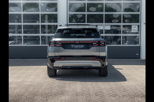 Jeep Compass First Edition 74 kWh | Adapt. Cruise | Camera | Carplay | 20" | Elektr. A-Klep | Navi | Winter Pack | Schuif/Kanteldak | Premium Pack | Conv. Pack | Warmtepomp