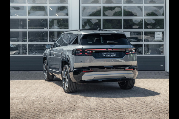 Jeep Compass First Edition 74 kWh | Adapt. Cruise | Camera | Carplay | 20" | Elektr. A-Klep | Navi | Winter Pack | Schuif/Kanteldak | Premium Pack | Conv. Pack | Warmtepomp