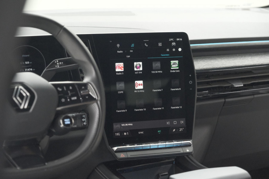 Renault Austral Mild Hybrid 160 X-Tronic Techno | 1800 KG TREKGEWICHT | Panoramadak | 360 Camera | Dodehoekdetectie | Apple Carplay