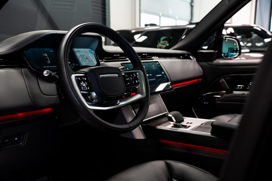 Land Rover Range Rover 3.0 P550e Autobiography *Meridian Signature / SV interieur / Panorama / Soft-Close / 4-wiel besturing / HUD / Stoelventilatie + Massage*