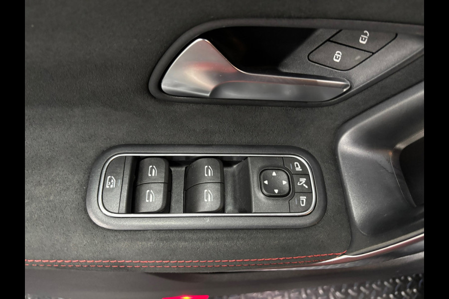 Mercedes-Benz CLA-Klasse 180 Business Solution AMG Night pakket | Navi | Clima | Cruise | Camera