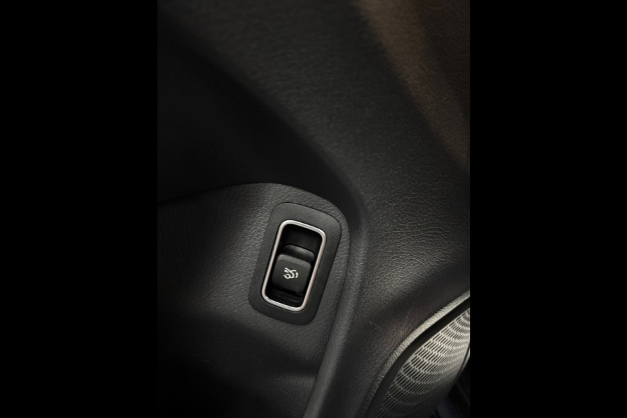 Mercedes-Benz CLA-Klasse 180 Business Solution AMG Night pakket | Navi | Clima | Cruise | Camera