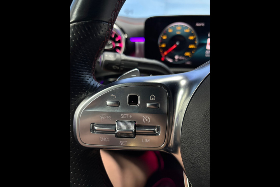 Mercedes-Benz CLA-Klasse 180 Business Solution AMG Night pakket | Navi | Clima | Cruise | Camera