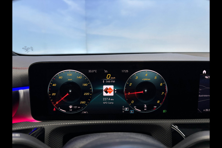 Mercedes-Benz CLA-Klasse 180 Business Solution AMG Night pakket | Navi | Clima | Cruise | Camera