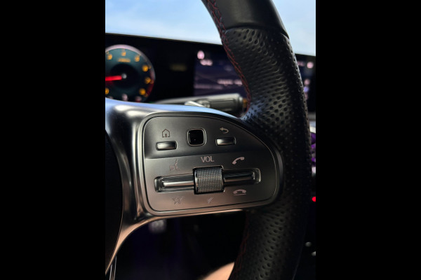 Mercedes-Benz CLA-Klasse 180 Business Solution AMG Night pakket | Navi | Clima | Cruise | Camera