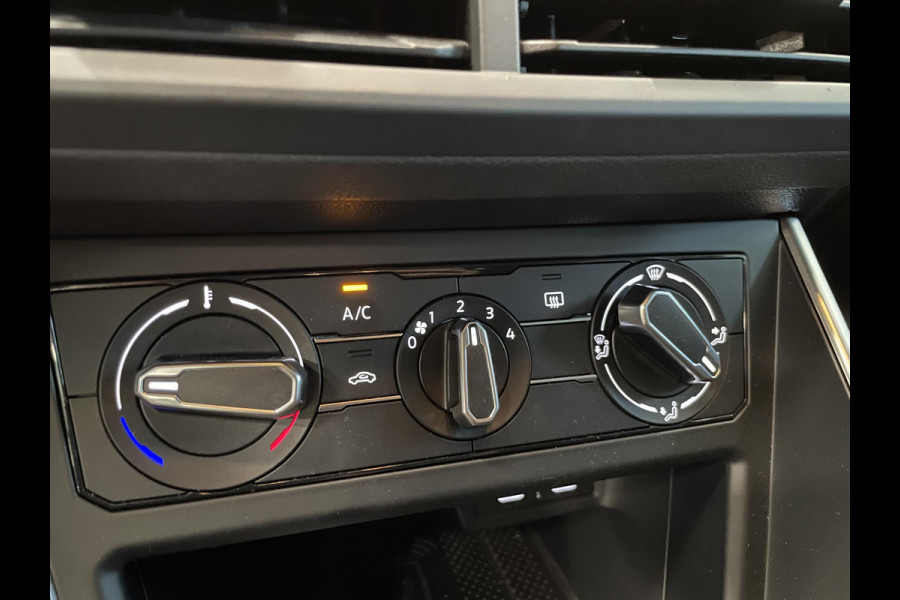 Volkswagen Polo 1.0 TSI Life Navigatie App Connect / Android Auto / Apple Carplay Airco Lichtmetalen Velgen Digitale Cockpit Cruise Control