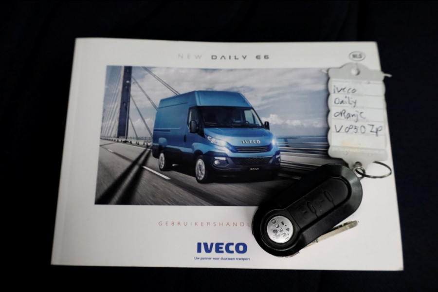 Iveco Daily 35C14 136pk Open Laadbak met laadklep en trekhaak 3500kg 05-2019