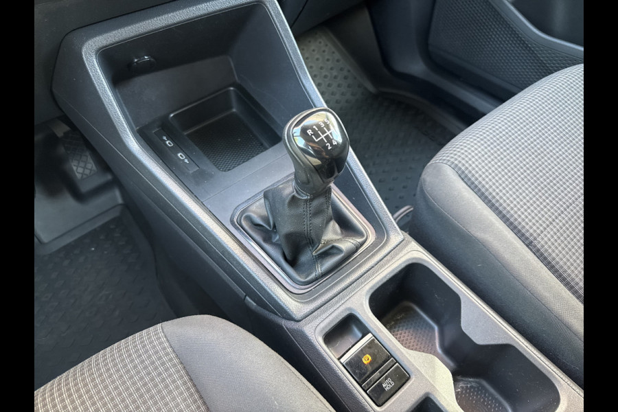Volkswagen Caddy Cargo 2.0 TDI L1H1 | NL-auto | Camera | Trekhaak | Carplay | Navi | Cruisec.