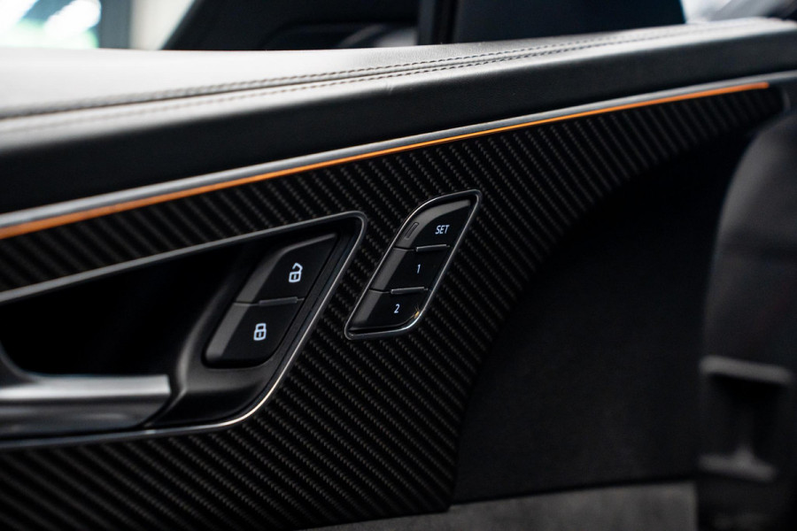 Audi RS Q8 4.0 TFSI Quattro *Bang & Olufsen / Standkachel / Stoelventilatie / Soft-Close / RS-Sportuitlaatsysteem / HUD / Surround-View*