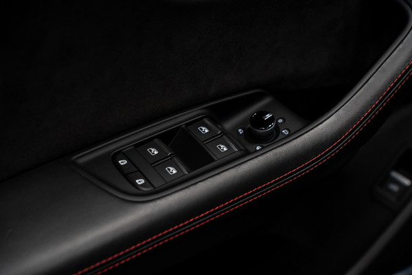 Audi RS Q8 4.0 TFSI Quattro *Bang & Olufsen / Standkachel / Stoelventilatie / Soft-Close / RS-Sportuitlaatsysteem / HUD / Surround-View*