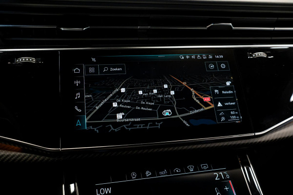 Audi RS Q8 4.0 TFSI Quattro *Bang & Olufsen / Standkachel / Stoelventilatie / Soft-Close / RS-Sportuitlaatsysteem / HUD / Surround-View*