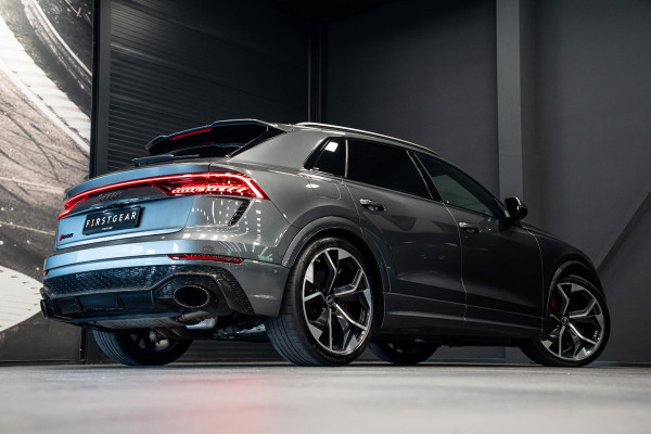 Audi RS Q8 4.0 TFSI Quattro *Bang & Olufsen / Standkachel / Stoelventilatie / Soft-Close / RS-Sportuitlaatsysteem / HUD / Surround-View*