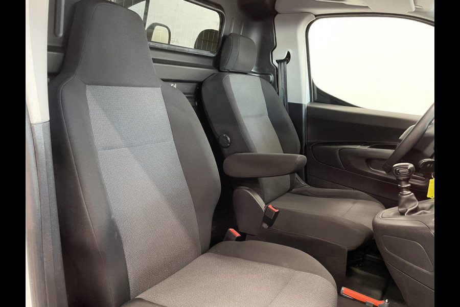 Peugeot Partner 1.2 PureTech Premium Airco Navi Cruise Control Parkeersensoren achter Nederlandse auto met historie