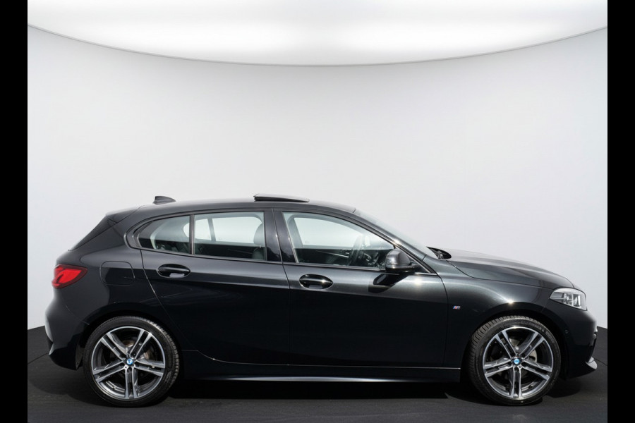 BMW 1-serie 118i AUT. 136PK M-PAKKET SPORT LEDER/CAMERA/NAVI/PANORAMADAK