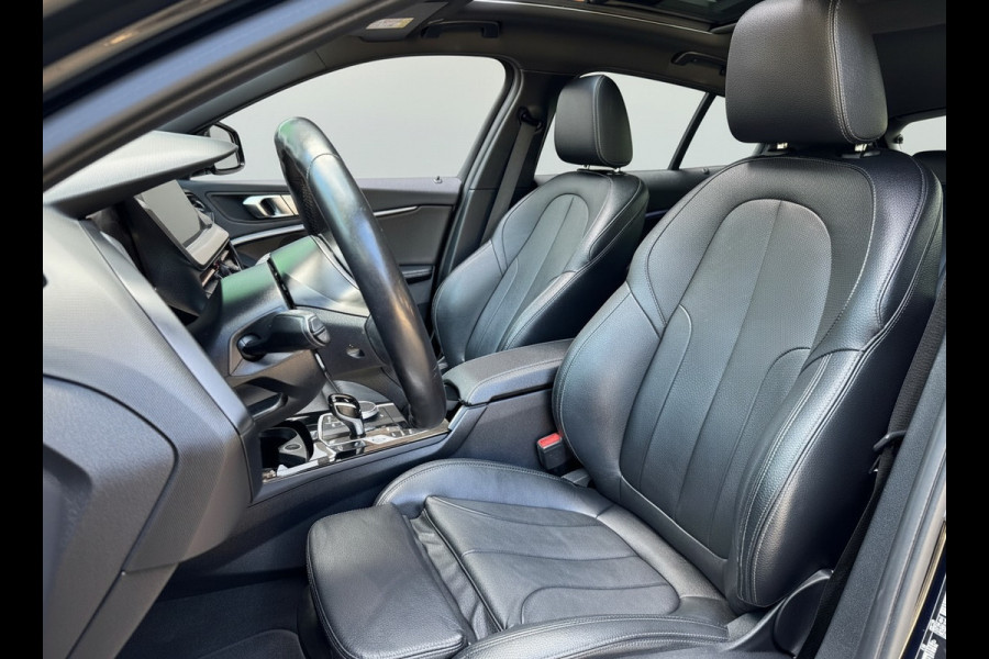 BMW 1-serie 118i AUT. 136PK M-PAKKET SPORT LEDER/CAMERA/NAVI/PANORAMADAK