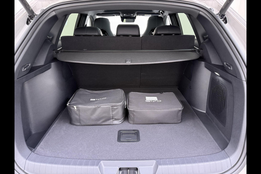 BYD SEAL U 1.5 DM-i FWD Boost VAN: 39.900,- VOOR: 34.440,- UW WKVOORDEEL: 5.569,- NIEUWE AUTO!!