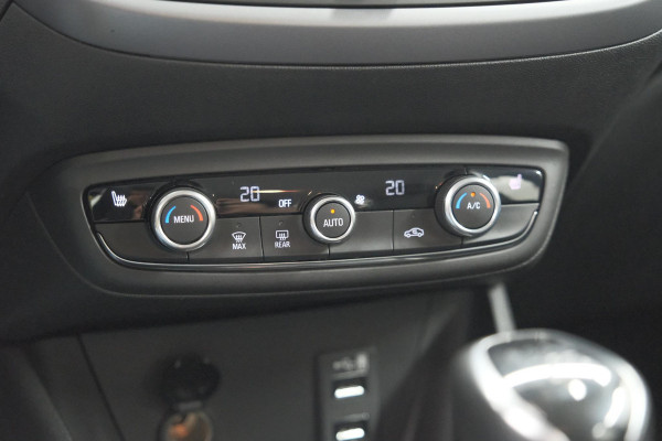 Opel Crossland Turbo 110 Business Edition | Camera | Navigatie | Parkeersensoren Voor + Achter