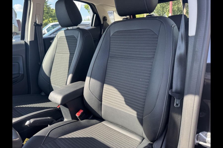 Ford EcoSport 1.0 EcoBoost Titanium 125pk Trekhaak | Stoelverwarming | Navigatie | Parkeersensoren | Voorruitverwarming
