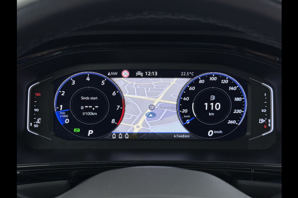 Volkswagen T-Roc 1.5TSI Automaat R-Line Panoramadak Stoelverwarming Adap.Cruise Virtal Cockpit Camera Elek.Achterklep Navi Apple Carplay Android  Keyless Pdc Privacy Glas Lmv Led DAB+ Licht-Regensensor