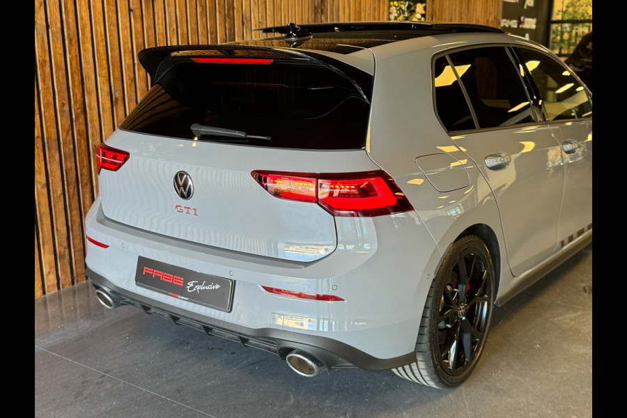 Volkswagen Golf 2.0 TSI GTI Clubsport / Pano / H/K / HUD / Camera / Stuurverwarming / IQ lights / Stoelverwarming / Keyless