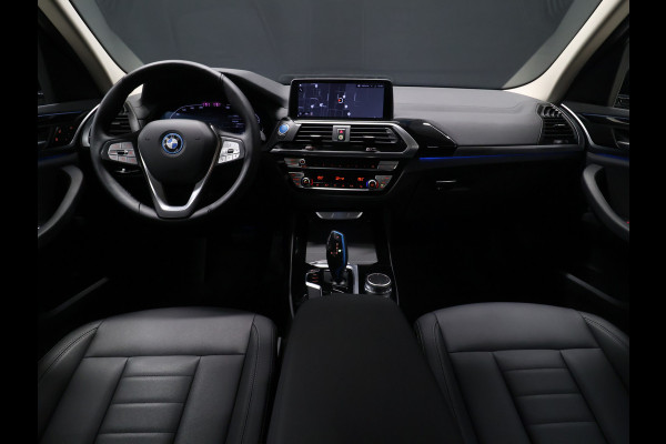 BMW iX3 High Executive 80 kWh [SCHUIFKANTELDAK, APPLE CARPLAY, ANDROID, MEMORY SEATS, STOELVERWARMING, ADAPTIVE CRUISE, CAMERA, PDC V+A, ELEKTRISCHE ACHTERKLEP, LED, NAVIGATIE, NIEUWSTAAT]
