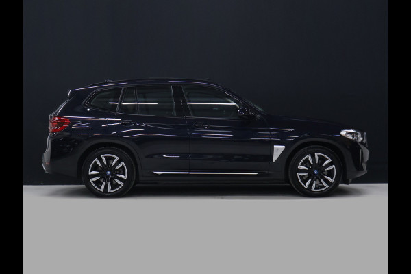 BMW iX3 High Executive 80 kWh [SCHUIFKANTELDAK, APPLE CARPLAY, ANDROID, MEMORY SEATS, STOELVERWARMING, ADAPTIVE CRUISE, CAMERA, PDC V+A, ELEKTRISCHE ACHTERKLEP, LED, NAVIGATIE, NIEUWSTAAT]