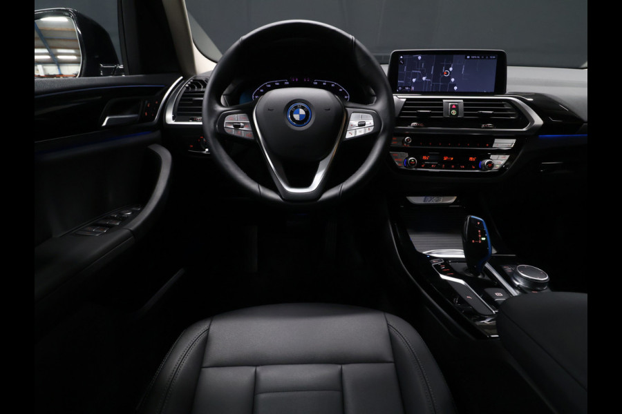 BMW iX3 High Executive 80 kWh [SCHUIFKANTELDAK, APPLE CARPLAY, ANDROID, MEMORY SEATS, STOELVERWARMING, ADAPTIVE CRUISE, CAMERA, PDC V+A, ELEKTRISCHE ACHTERKLEP, LED, NAVIGATIE, NIEUWSTAAT]
