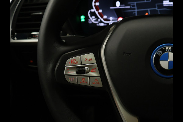 BMW iX3 High Executive 80 kWh [SCHUIFKANTELDAK, APPLE CARPLAY, ANDROID, MEMORY SEATS, STOELVERWARMING, ADAPTIVE CRUISE, CAMERA, PDC V+A, ELEKTRISCHE ACHTERKLEP, LED, NAVIGATIE, NIEUWSTAAT]