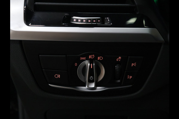 BMW iX3 High Executive 80 kWh [SCHUIFKANTELDAK, APPLE CARPLAY, ANDROID, MEMORY SEATS, STOELVERWARMING, ADAPTIVE CRUISE, CAMERA, PDC V+A, ELEKTRISCHE ACHTERKLEP, LED, NAVIGATIE, NIEUWSTAAT]