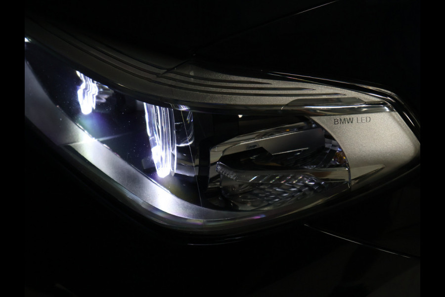 BMW iX3 High Executive 80 kWh [SCHUIFKANTELDAK, APPLE CARPLAY, ANDROID, MEMORY SEATS, STOELVERWARMING, ADAPTIVE CRUISE, CAMERA, PDC V+A, ELEKTRISCHE ACHTERKLEP, LED, NAVIGATIE, NIEUWSTAAT]