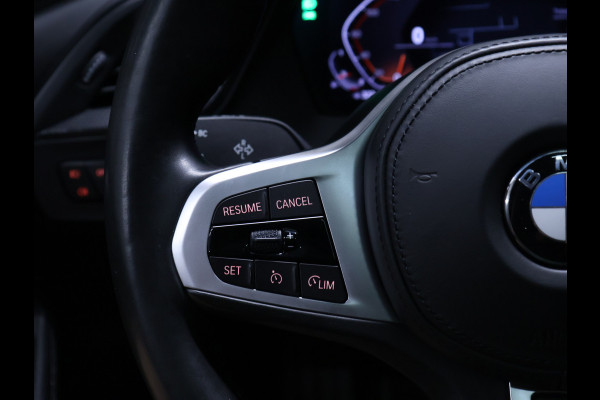 BMW 1-serie 118i M Sport [SCHUIFKANTELDAK, APPLE CARPLAY, ANDROID AUTO, STOELVERWARMING, STUURVERWARMING, ACHTERUITRIJCAMERA, PDC V+A, LED KOPLAMPEN, SPORTSTOELEN, 2-ZONE CLIMATE CONTROL, CRUISE CONTROL, NIEUWSTAAT]