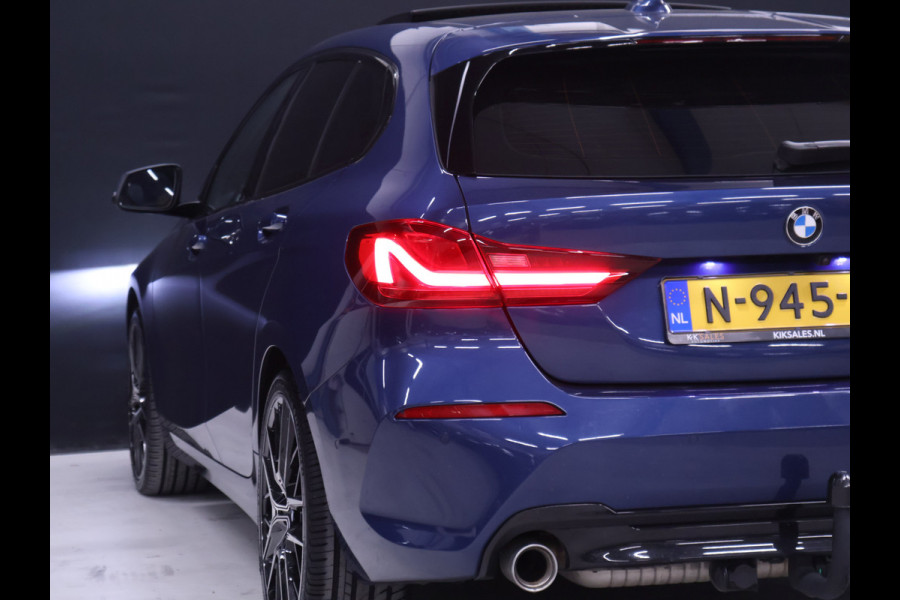 BMW 1-serie 118i M Sport [SCHUIFKANTELDAK, APPLE CARPLAY, ANDROID AUTO, STOELVERWARMING, STUURVERWARMING, ACHTERUITRIJCAMERA, PDC V+A, LED KOPLAMPEN, SPORTSTOELEN, 2-ZONE CLIMATE CONTROL, CRUISE CONTROL, NIEUWSTAAT]