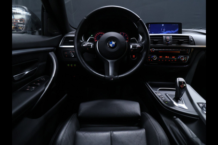 BMW 4 Serie Gran Coupé 420i M Sport [SCHUIFKANTELDAK, HARMAN/KARDON, STOELVERWARMING, HEAD-UP DISPLAY, ACHTERUITRIJCAMERA, 360 CAMERA, PDC V+A, ADAPTIEVE LED, ELEKTRISCHE ACHTERKLEP, KEYLESS START, DODEHOEKDETECTIE, NAVIGATIE,