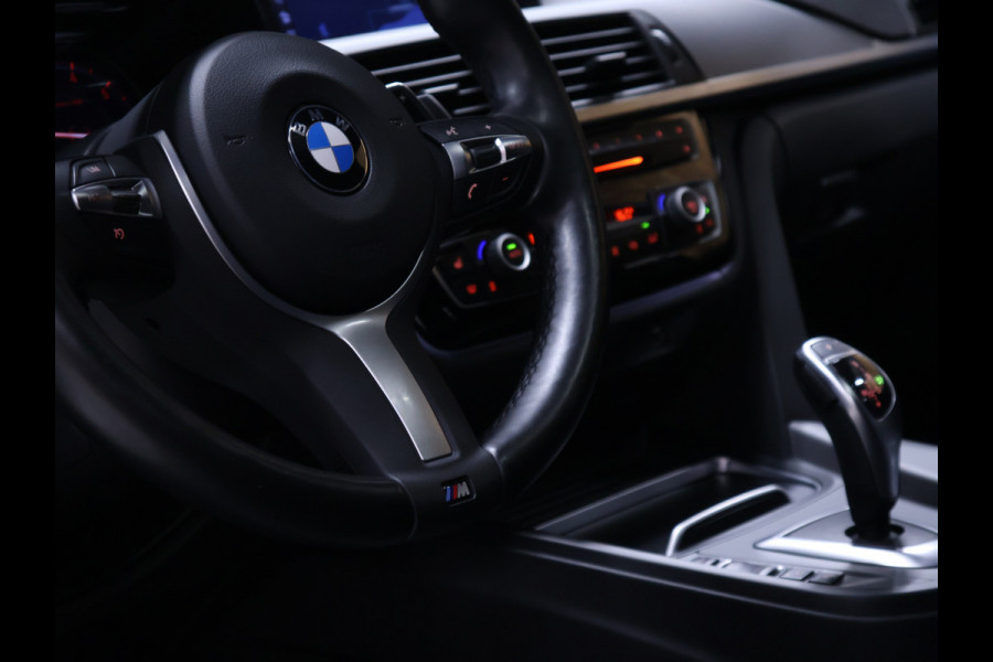 BMW 4 Serie Gran Coupé 420i M Sport [SCHUIFKANTELDAK, HARMAN/KARDON, STOELVERWARMING, HEAD-UP DISPLAY, ACHTERUITRIJCAMERA, 360 CAMERA, PDC V+A, ADAPTIEVE LED, ELEKTRISCHE ACHTERKLEP, KEYLESS START, DODEHOEKDETECTIE, NAVIGATIE,