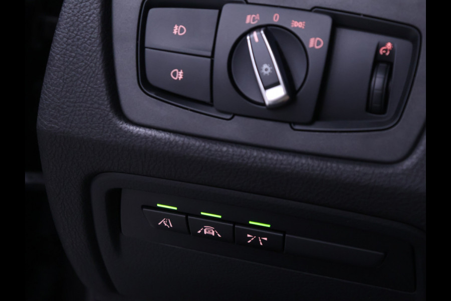 BMW 4 Serie Gran Coupé 420i M Sport [SCHUIFKANTELDAK, HARMAN/KARDON, STOELVERWARMING, HEAD-UP DISPLAY, ACHTERUITRIJCAMERA, 360 CAMERA, PDC V+A, ADAPTIEVE LED, ELEKTRISCHE ACHTERKLEP, KEYLESS START, DODEHOEKDETECTIE, NAVIGATIE,