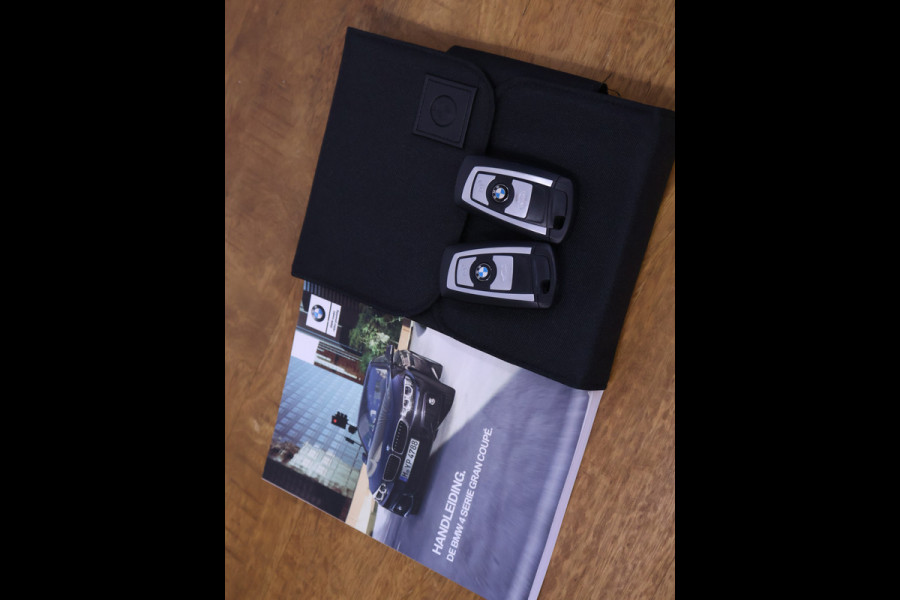 BMW 4 Serie Gran Coupé 420i M Sport [SCHUIFKANTELDAK, HARMAN/KARDON, STOELVERWARMING, HEAD-UP DISPLAY, ACHTERUITRIJCAMERA, 360 CAMERA, PDC V+A, ADAPTIEVE LED, ELEKTRISCHE ACHTERKLEP, KEYLESS START, DODEHOEKDETECTIE, NAVIGATIE,