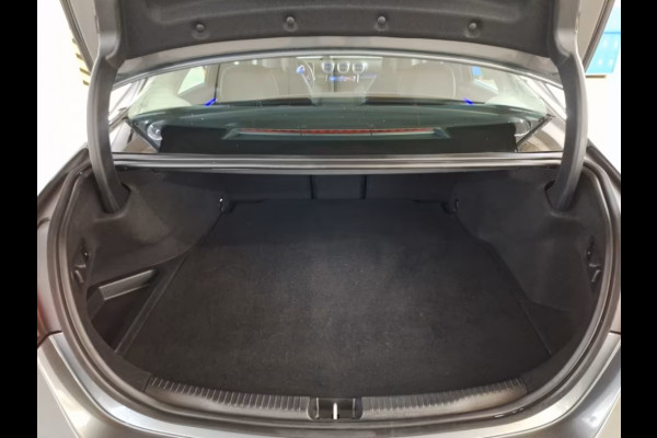 Mercedes-Benz C-Klasse 300e AVANTGARDE ** HIGH-LED, MBUX+, PANORAMA, CAMERA, MEMORY ** 1e EIG - Ex MB-AG - UNFALLFREI ** ** INFORMEER OOK NAAR ONZE AANTREKKELIJKE FINANCIAL-LEASE TARIEVEN **