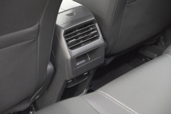 Peugeot 3008 1.2 Hybrid 136 Allure | Camera | Panoramisch Navigatiescherm | Apple Carplay | Comfort Stoelen
