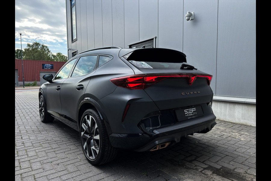 CUPRA Formentor 1.5 TSI e-Hybrid VZ Performance 272PK | Matt Grey | Pano | Memory | ACC | 1e eig | Nieuwstaat